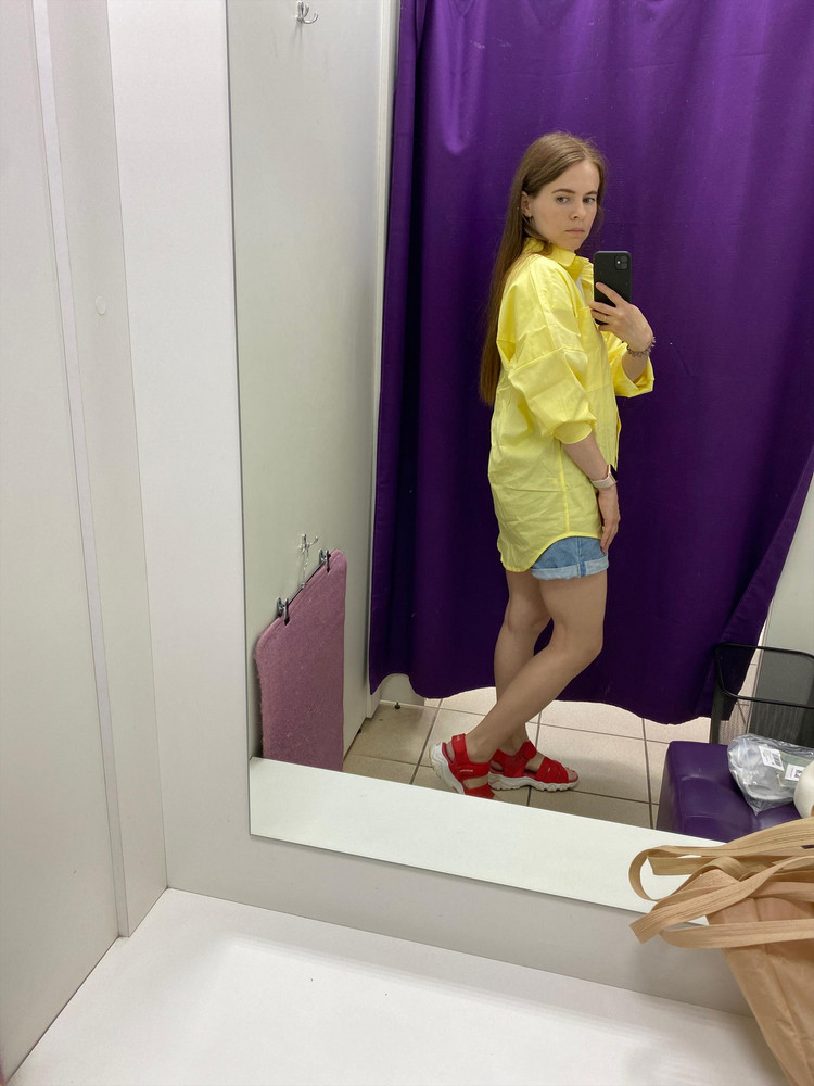 Отличная хлопковая рубашка 👍и цвет мало чем отличается от фото на карточке) мой рост 152, параметры 82-63-89 