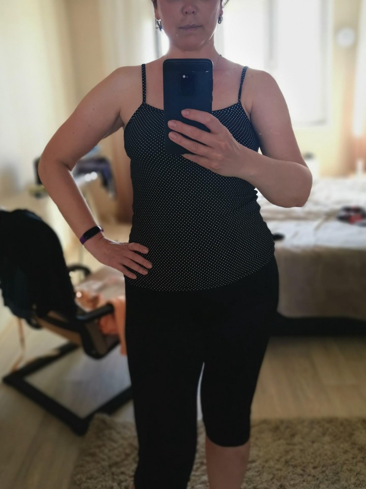 Отличная майка !!!  В размер. на рост 178 оптимально. Рекомендую.