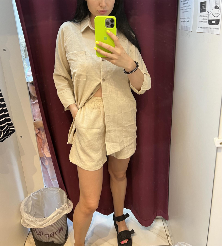 Костюм супер! Легкий , на рост 176 размер 44 сел просто идеально) 