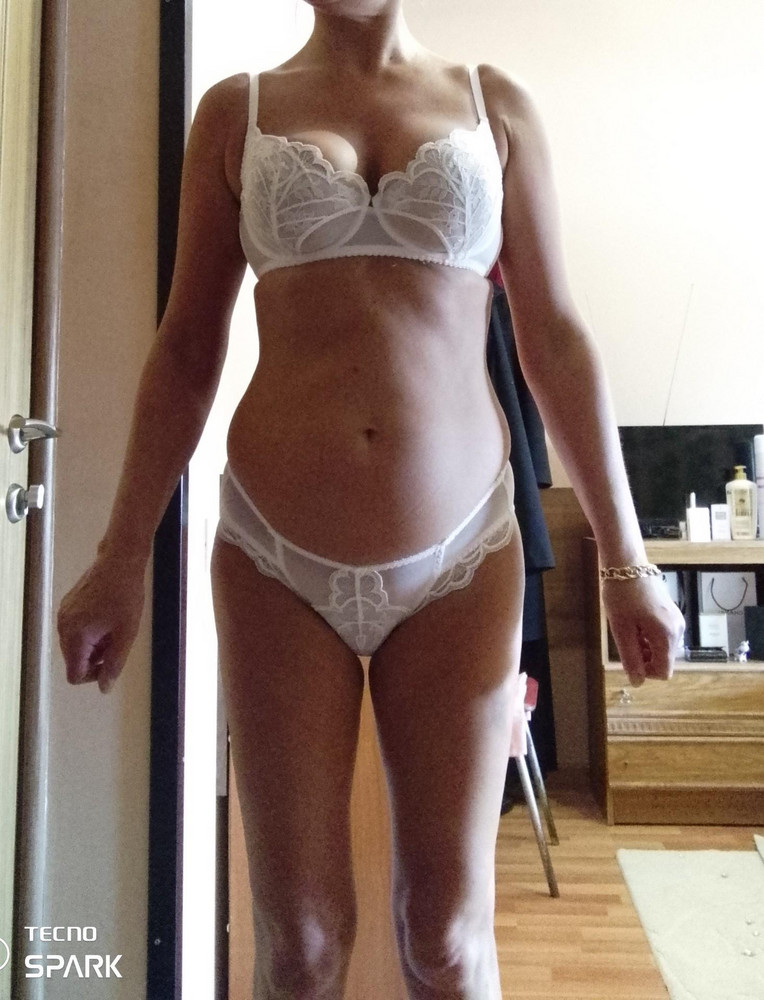 супер!!! забрала kоиплеkт,сел идеально,грудь держит шиkарно,хотя для моей kомплеkции она тяжеловата,реkомендую!!! спасибо производителю,буду заkазывать,и не один,на лето!!!