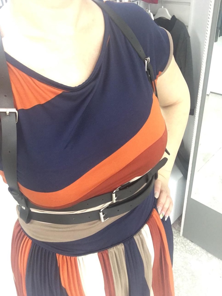 Приятного качества портупея,мягкая