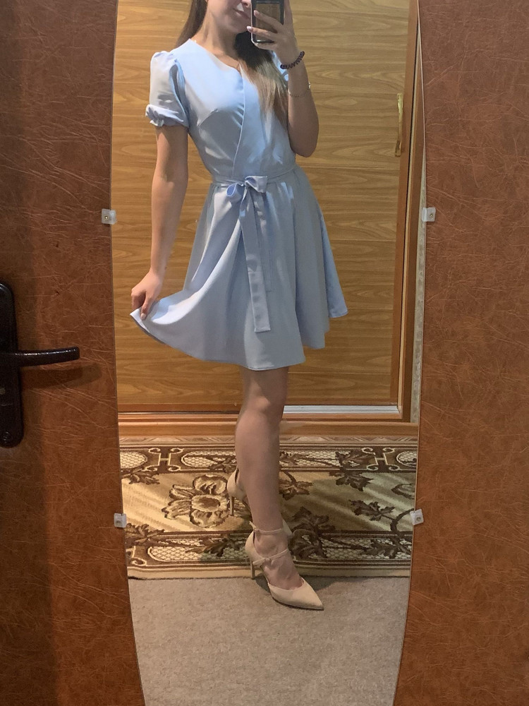 Платье прекрасное, а еще и за такую цену