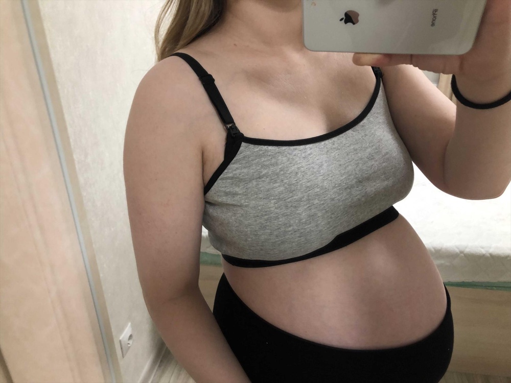 Понравились эти бюстгальтеры для кормления. В наборе 2 шт. за такую приемлемую стоимость. Очень комфортный, мягкий хлопок. После стирки все отлично, качество не испортилось. Взяла на период кормления, но ношу и сейчас в беременность, потому что очень приятный в носке бюстгальтер.)