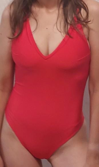 Модель классная, но цена завышена, на небольшую грудь.