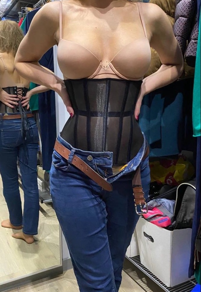 Никогда не было корсета, а сейчас не понимаю почему не купила раньше ! Качество очень классное!! Видела другие корсеты в магазине (торговые центры), но за большие деньги там качество и рядом с этим не стояло,такое к телу допустить не могла. А этот корсет - классная вещица!! К телу очень приятный и легкий ! Рекомендую уверенно !