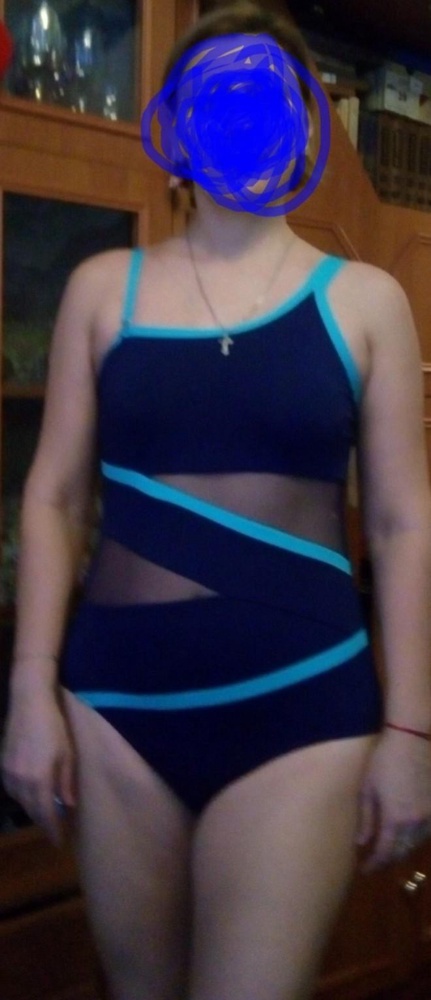 Купальник идеальный! На рост 176 всегда были проблемы со слитными  купальниками- а тут сел как влитой! Брала 3xl- и прям в точку, на мои параметры все подошло(110-95-100). Я в восторге!