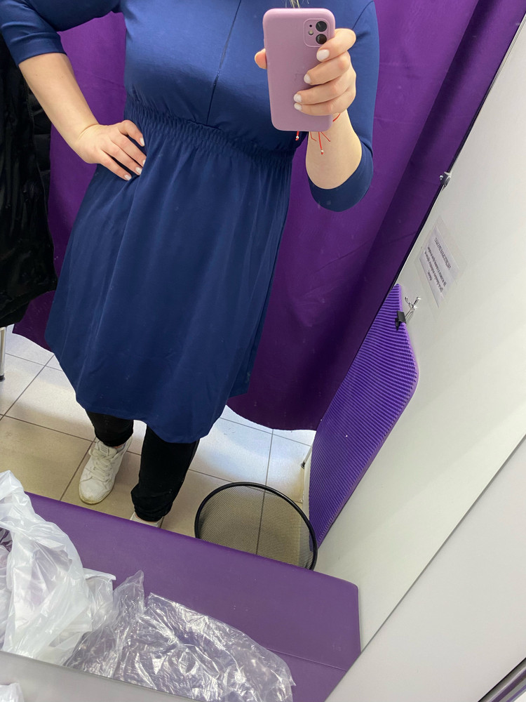 Платье хорошее,очень понравилось.упаковано было ужасно,всё смятое.