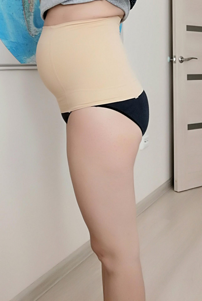 Заказывала ещё будучи беременной, ориентируясь на добеременный размер одежды.
Я носила 42 рр, такой и остался после родов. Об 94, Ож 70(был)
 После родов Об 94, Ож 85. Первые 5 дней я его не носила. Когда надела, почувствовала как он сместил мои органы вниз, и они начали давить на промежность. Носила бандаж от фэст. Но потом, на 6 день, я его снова надела и уже все было нормально, отлично держит живот. 
За пару дней беспрерывной эксплуатации он немного растянулся. И мне если честно, уже не хватает его утяжки, нужно ещё меньше пояс.
На рост 160 см чуть чуть высота длинноваты. Косточки давили под грудь. Я 2 штуки передние убрала(они на фото). Хотела их подрезать просто, а оказалось там какие то особенные косточки.
Вцелом довольна. Гораздо комфортнее чем те, что с липучками. Абсолютно не чувствуется.