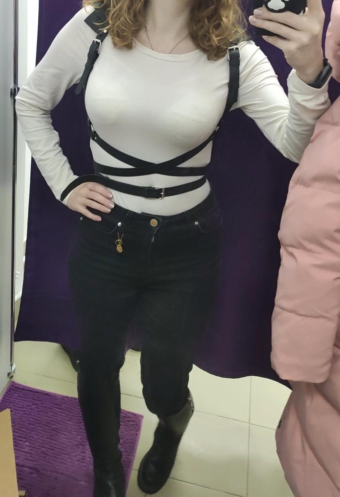 Я в восторге. Смотрится просто супер. Возможность перестраивать радует. И не только с крыльями здорово смотрится. Всем рекомендую!!!