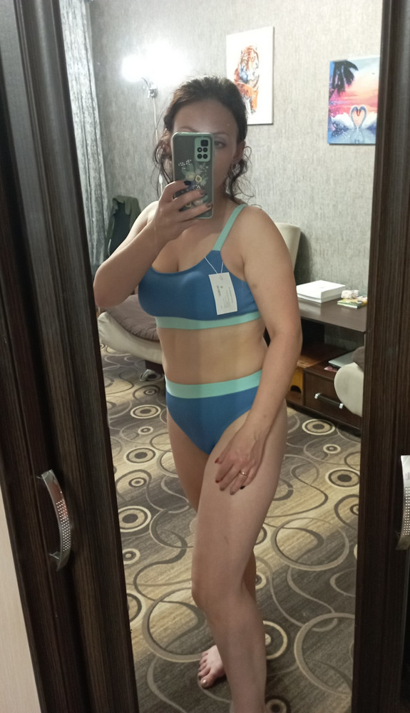 Очень классный, рекомендую, идет в размер👍