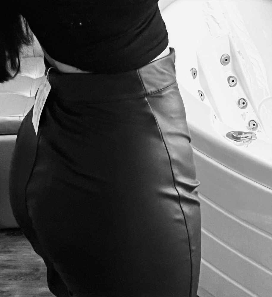 65/95 - подошёл размер S, отличные штаны на весну/лето, до 22° примерно 💗 материал приятный, цена 50/50 