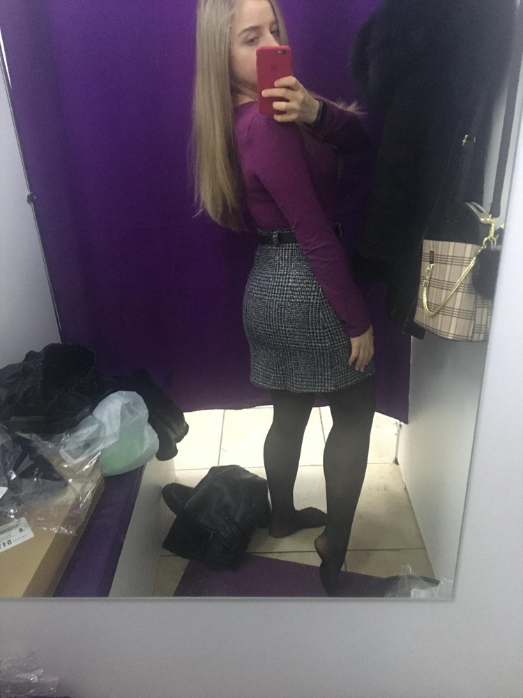 Понравилась юбочка 😻ткань плотная,для демисезона самое то.