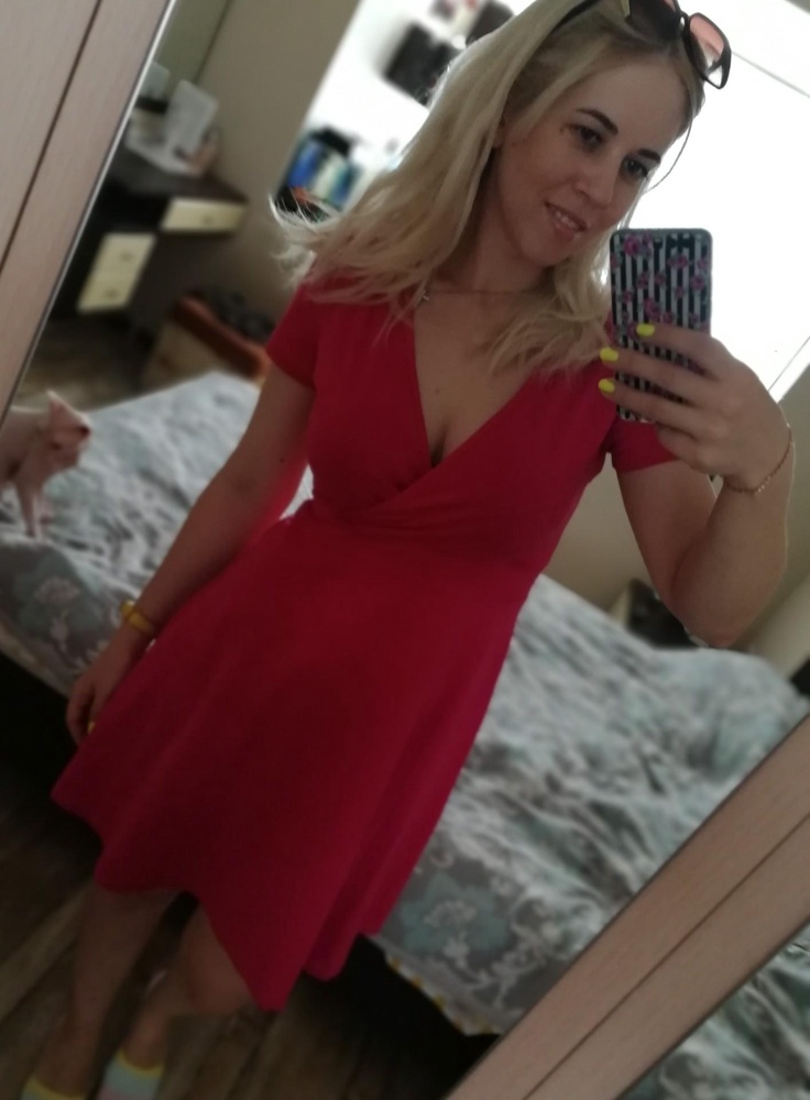 Очень понравилось), буду брать в другом цвете. Легкое, удобное. На лето самое оно.