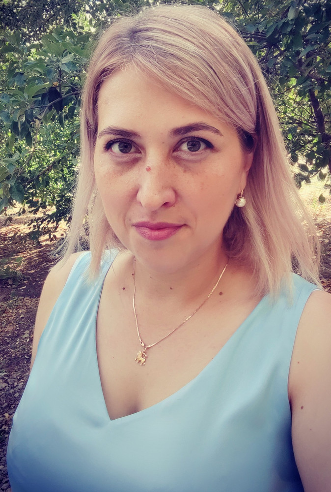 Базовые топы под все виды одежды, очень понравились и качество   , и пошив. Сели очень хорошо. Двойные, но легкие, не просвечивает все излишнее. Взяла еще два цвета. Огромное спасибо 🙏