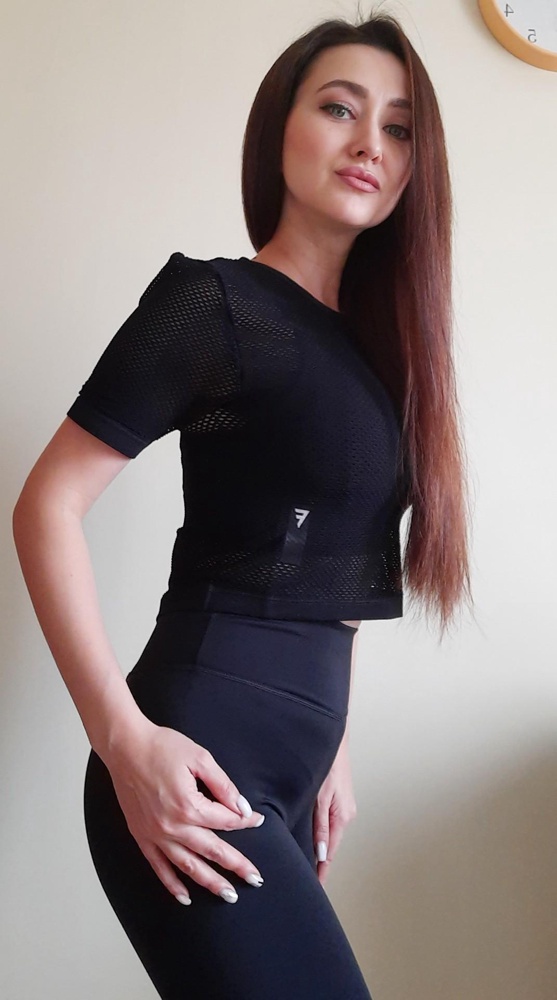 Космос 😍 🔥🌌 
Качество на высоте 👍
Мои параметры 86/67/89, рост 160
Заказала М, хотела подлиннее и посвободнее, я в восторге.