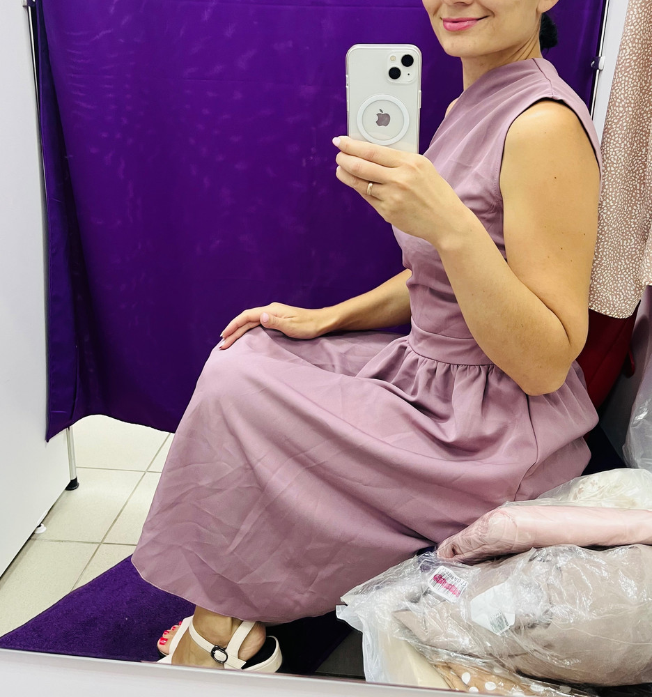 Спасибо!!! Просто огонь! Выбрала его из 8 платьев) цена приятно удивила!!!