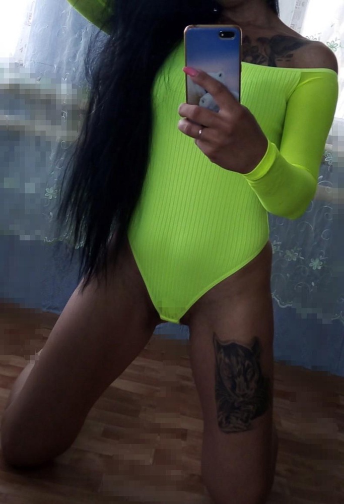 Боди просто🔥💣 Цвет шикарный, хотя изначально хотела салатовый, но на складе не оказалось🤷‍♀️Сел по фигуре👯‍♀️, просто изумительно😍Доставка быстрая, товар 100%качество👌. Спасибо продавцу 😉