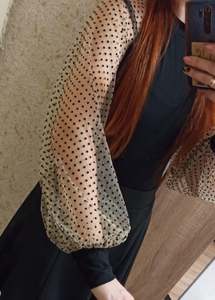 Очень красивый боди. Соответствует описанию. На рост 173см, об 98, от 67 взяла размер 46, село хорошо.