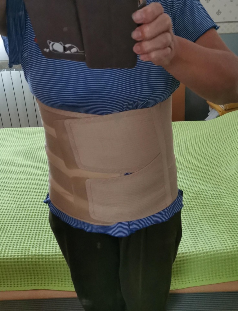 Очень удобно что разделена липучка, можно по разному утягивать верх и низ.