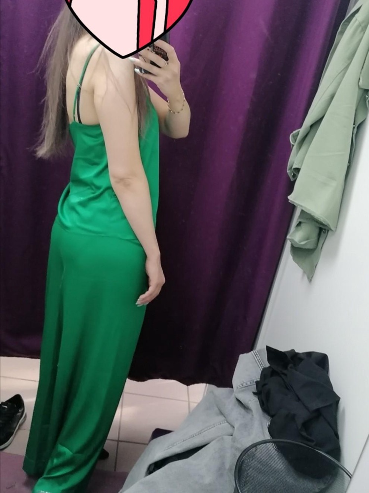 Пижама супер, все как на фото, выбирала между чёрным и зелёным, остановилась на зелёном, материал приятный❣️  не прилипает