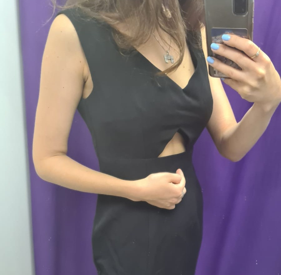 Брала 42/164 на параметры 84/64/84 рост 163
Посадка линии талии - высоковата. Видимо на рост еще ниже.
В груди не сало, треугольник топорщится. 
Отказалась
