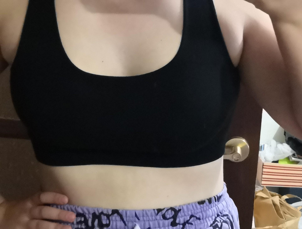 Отличный топ, не маломерит