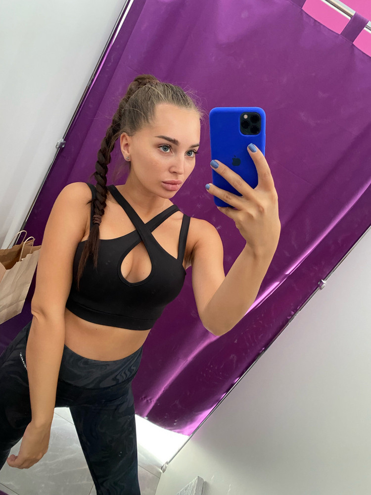 Необычный) оставила) 