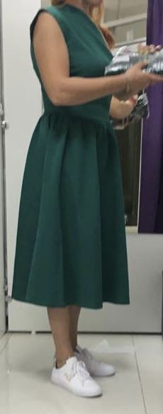 Заказывала на рост 165 и с каблуками и кедами понравилось как смотрится. Качество хорошее