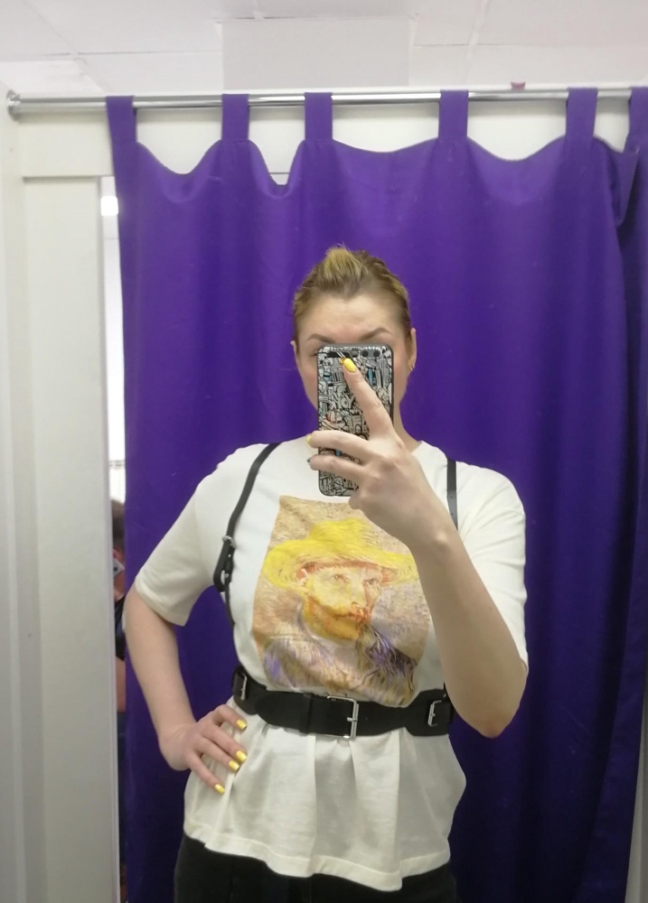 Классные, качество и цена огонь)) по размеру скорее до 48р,но все индивидуально, брала под рубашки и платья, на футболки олнотонные тоже огонь)) заказала втрой другая модель, смотрится стильно))