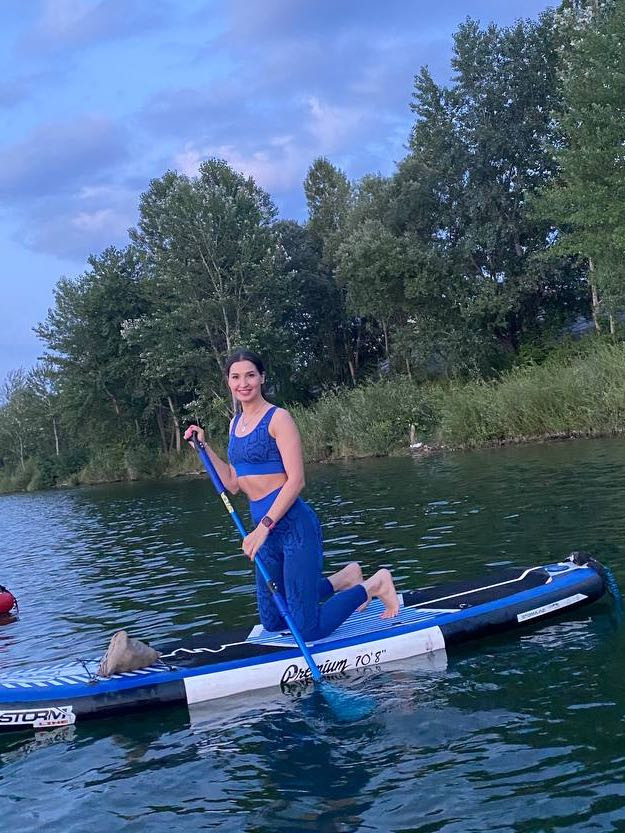 Костюм супер! Рекомендую к покупке! Плотная ткань, эффектный принт! По фигуре сидит идеально, тренироваться в нем одно удовольствие!