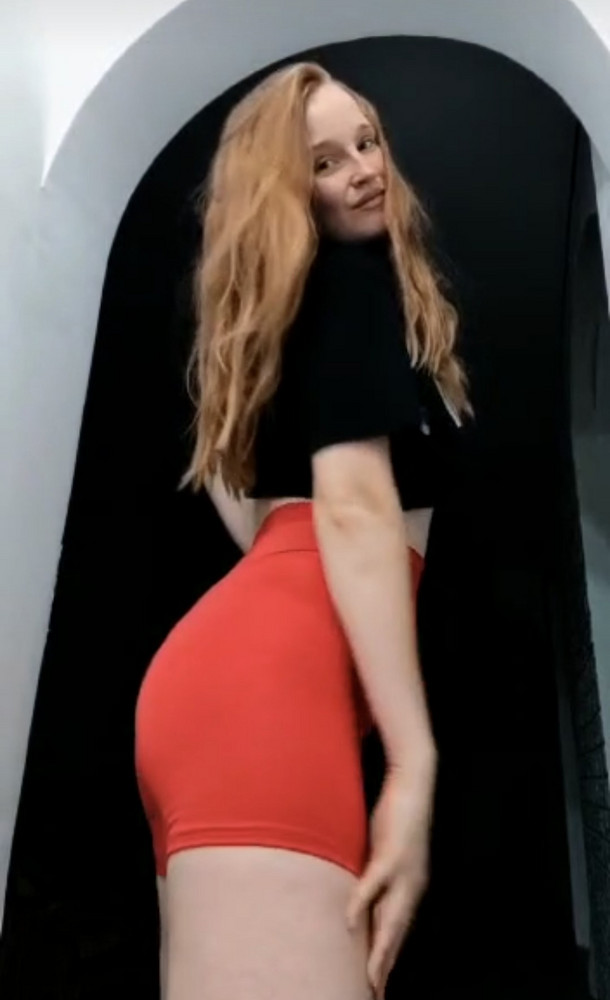 Просто бомба. Немного светят белье, но это не критично..