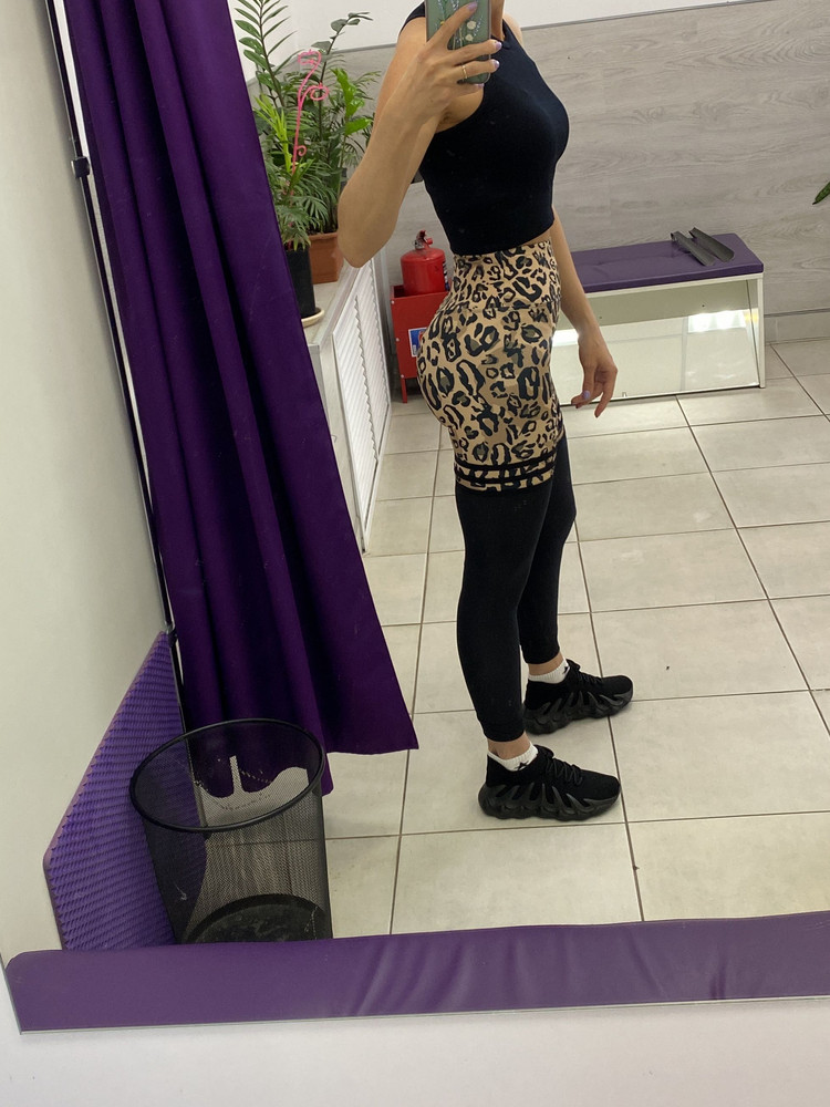 Очень крутые !))) хs, комфортно)) Единственное, возле щиколотки почти не тянется .. пятка плохо проходит) снимать и надевать нужно аккуратно)