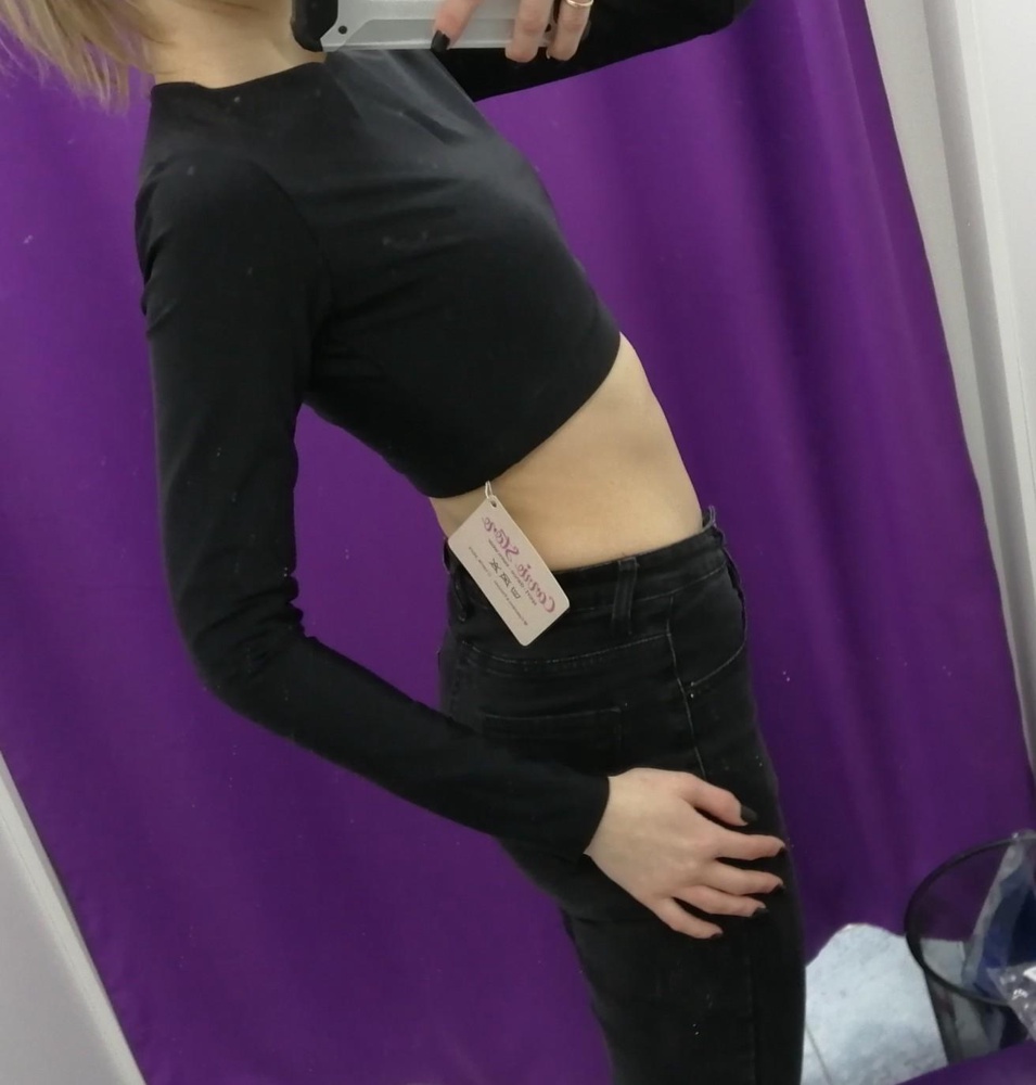 Очень удобный и красивый) Размеру соответствует S взяла на рост 162 и 42 размер