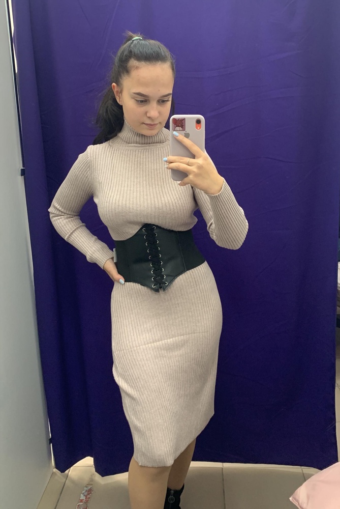 Очень удобный и стильный!)