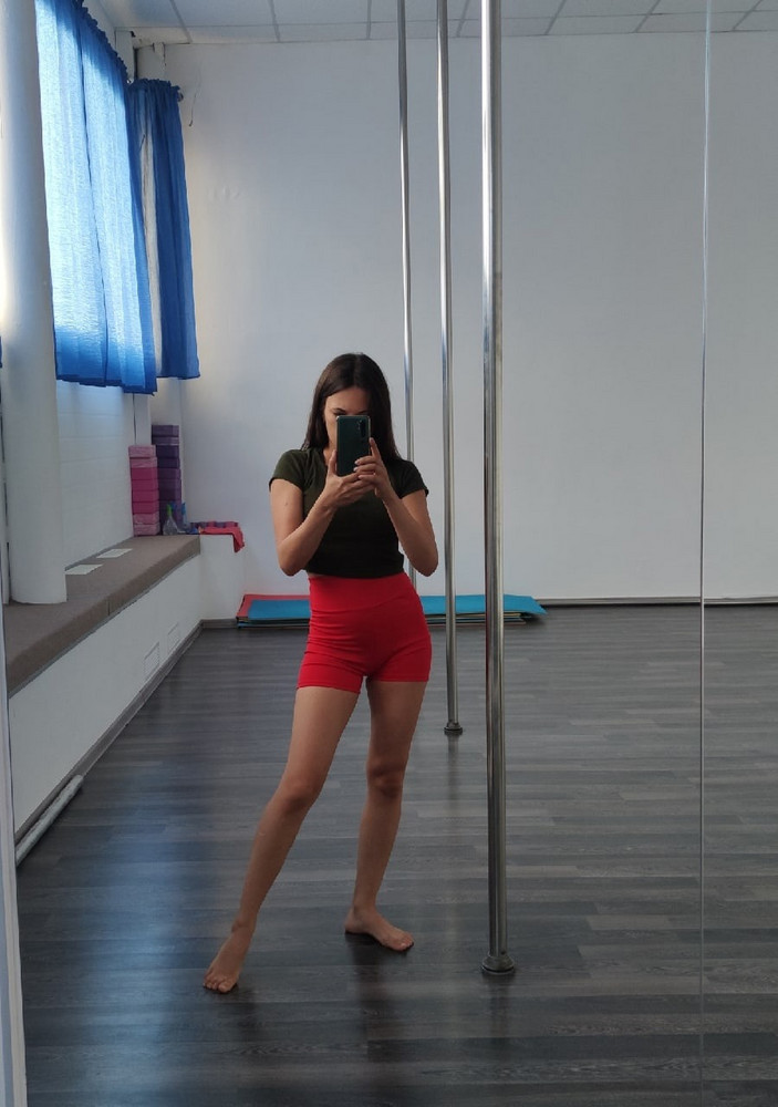 Шорты прекрасные! Подошли на ОТ 65 ОБ 90. Не просвечивают.