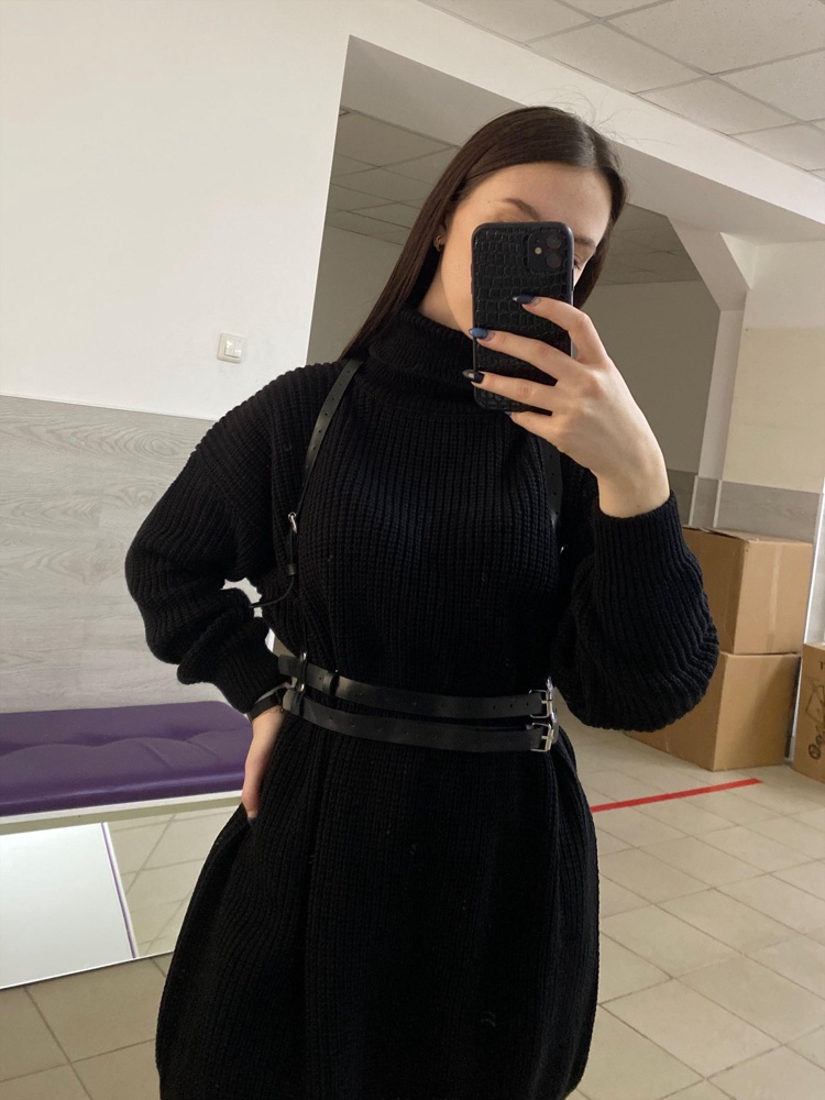 Очень крутая портупея! Подойдёт, как под платье(как на фото), так и под водолазки. Пришла в отличном состоянии!