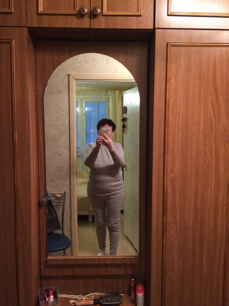 Отличный костюм.