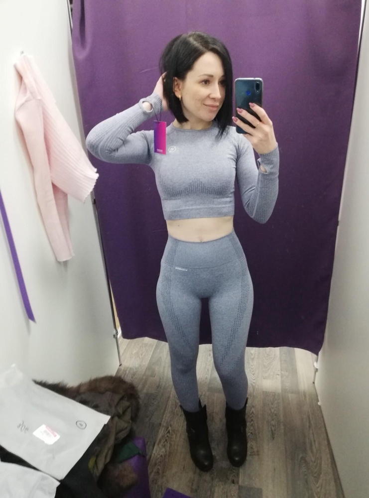 Костюм бомба🔥, размер s на рост 157, приятный, плотный, интересно сколько прослужит)))