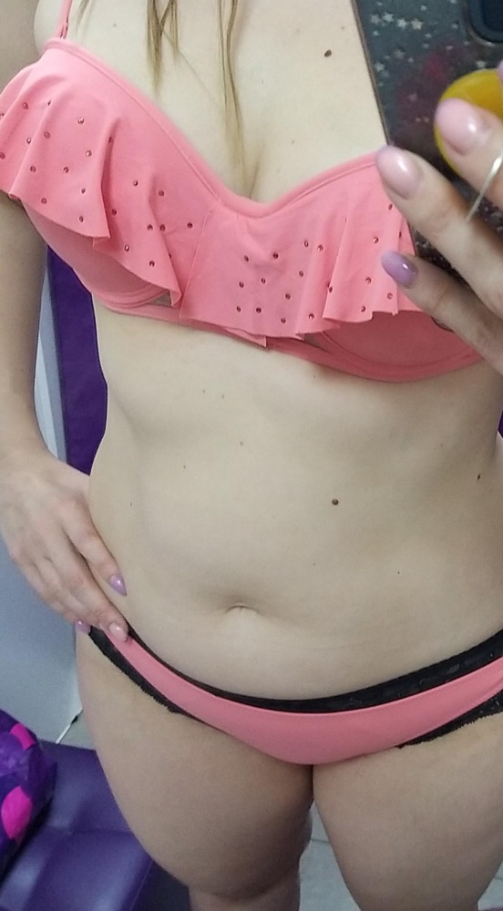 Вместо оранжевого розовый. Розовый цвет очень грязно выглядит. Сетка размеру соответствует