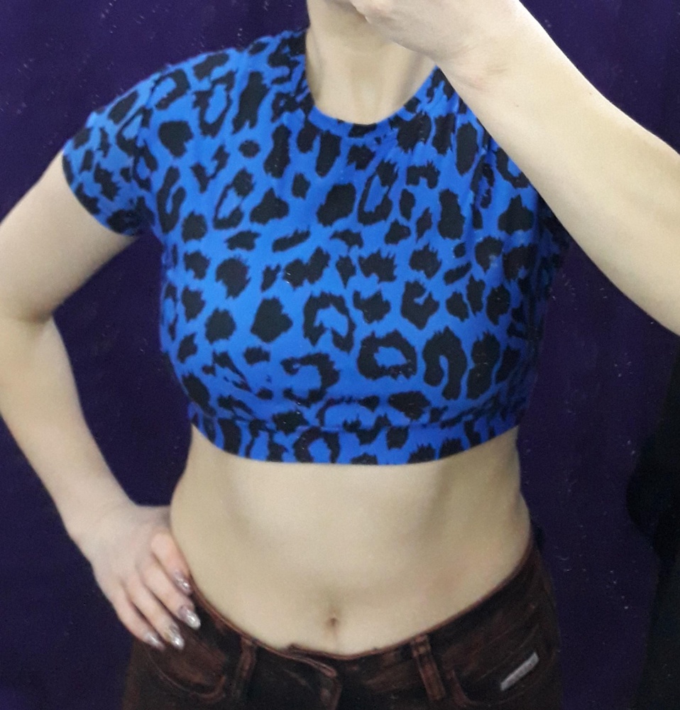 Супер. Купила за 1000 руб. Жаль нет таких лосин к нему.