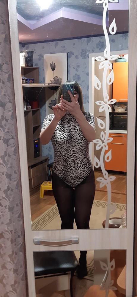 Просто мечта хотя размер заказала 42 а это если размер производителя 48. Переживала что большое будет но ничего. Все подошло идеально