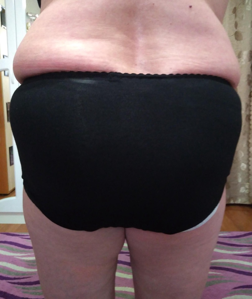 Заказ пришел быстро, отслеживался. Качество хорошее, маме понравился. Идет в размер, хорошо тянется.
Рекомендую