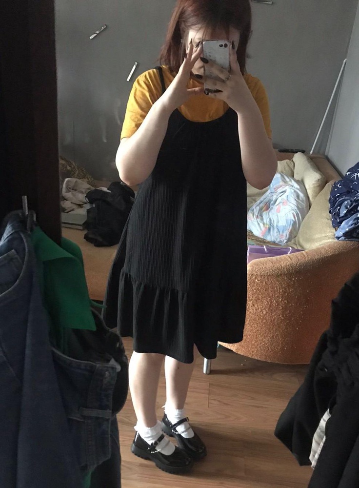 Сарафан нереальный! И под футболку, и под водолозку. Не мнётся.