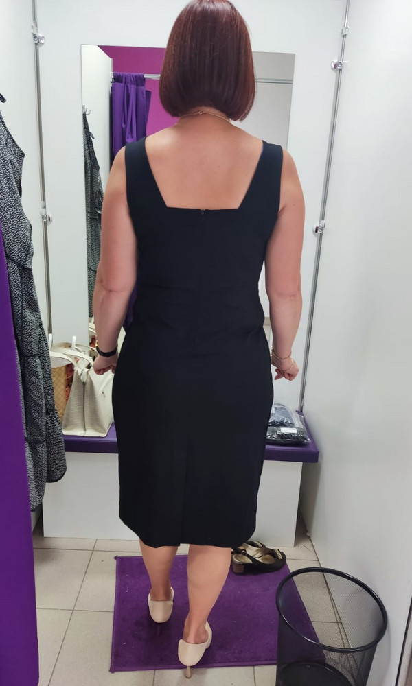 Платье удачное,хороший крой