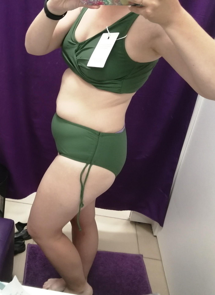 Купальник хороший, но не на мою фигуру.