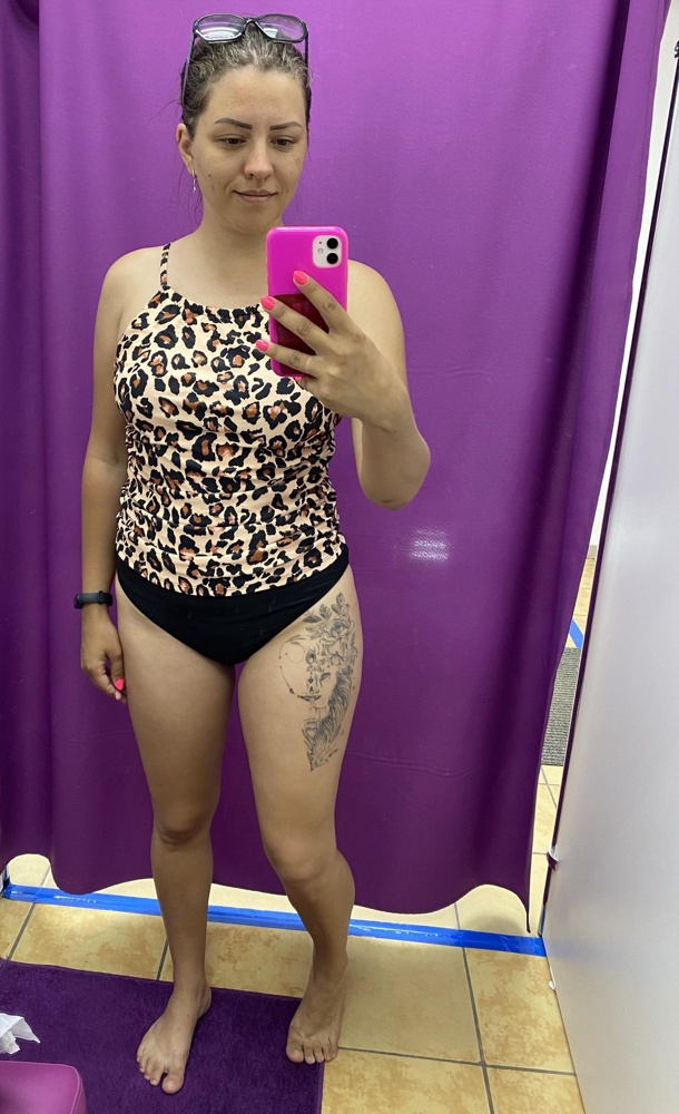 Хороший купальник, убрал все недостатки!!! 