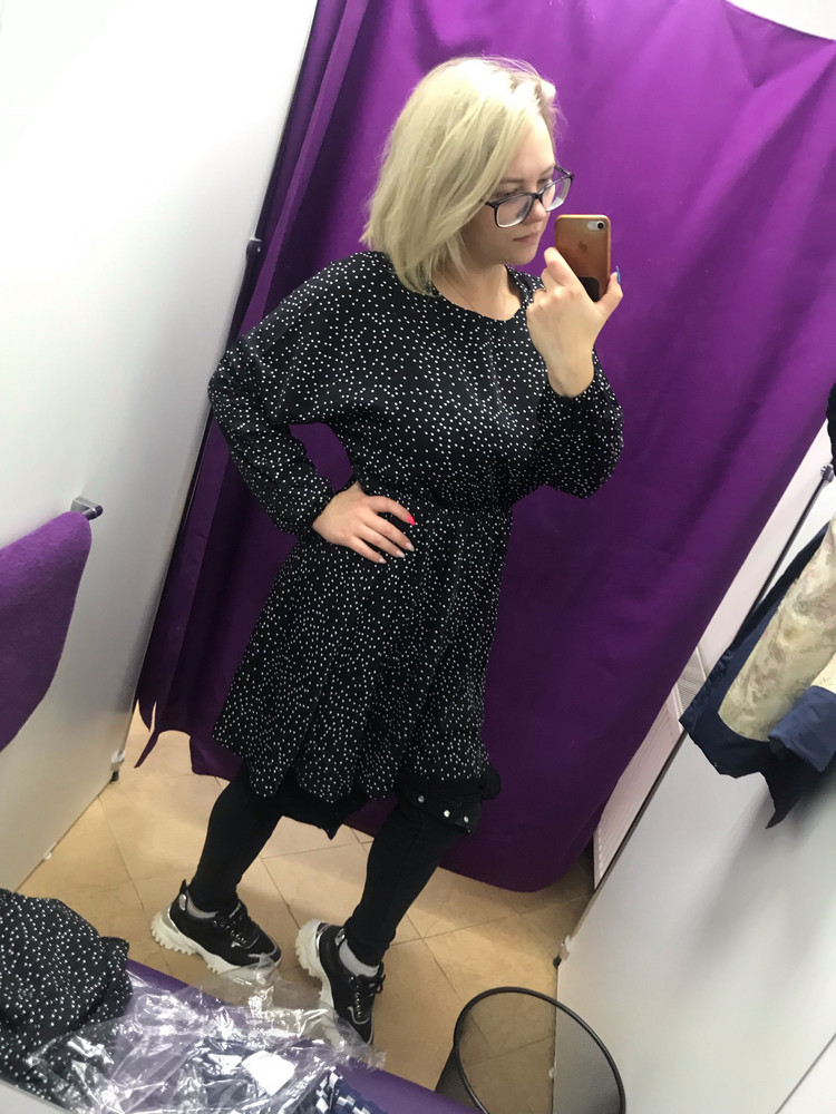 Соответствует с фото , качество не плохое .