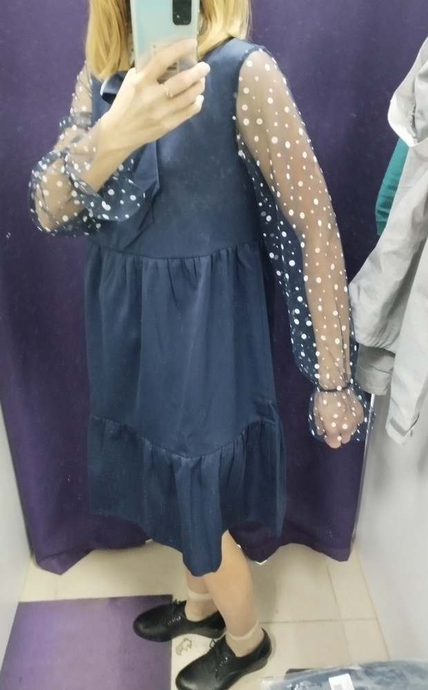 Само платье понравилось. Но с размером не понятно. Ношу 44, но оно огромное оказалось. Для беременных отличный вариант. Рост 168 до колена.