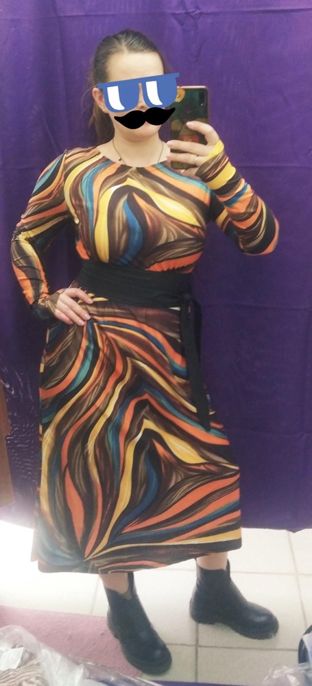 Ремень классный, качественный!  А цена 197р вообще шикарна. Даже за 500 купила бы.