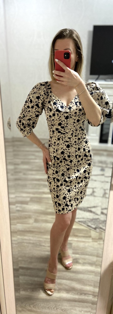 Супер! Мои параметры рост 164, 90-65-90. Размер груди 3. Платье 42 размер село отлично, как влитое. Ткань качественная, не просвечивает, плотная.